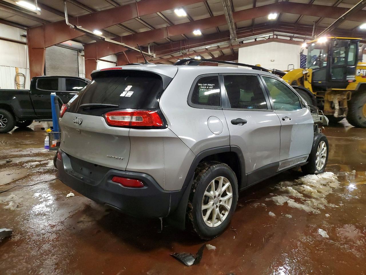 2016 JEEP CHEROKEE SPORT photo 5