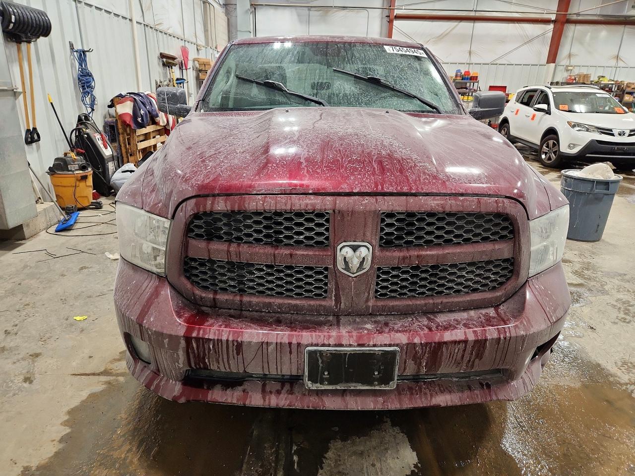 2016 RAM 1500 ST photo 5