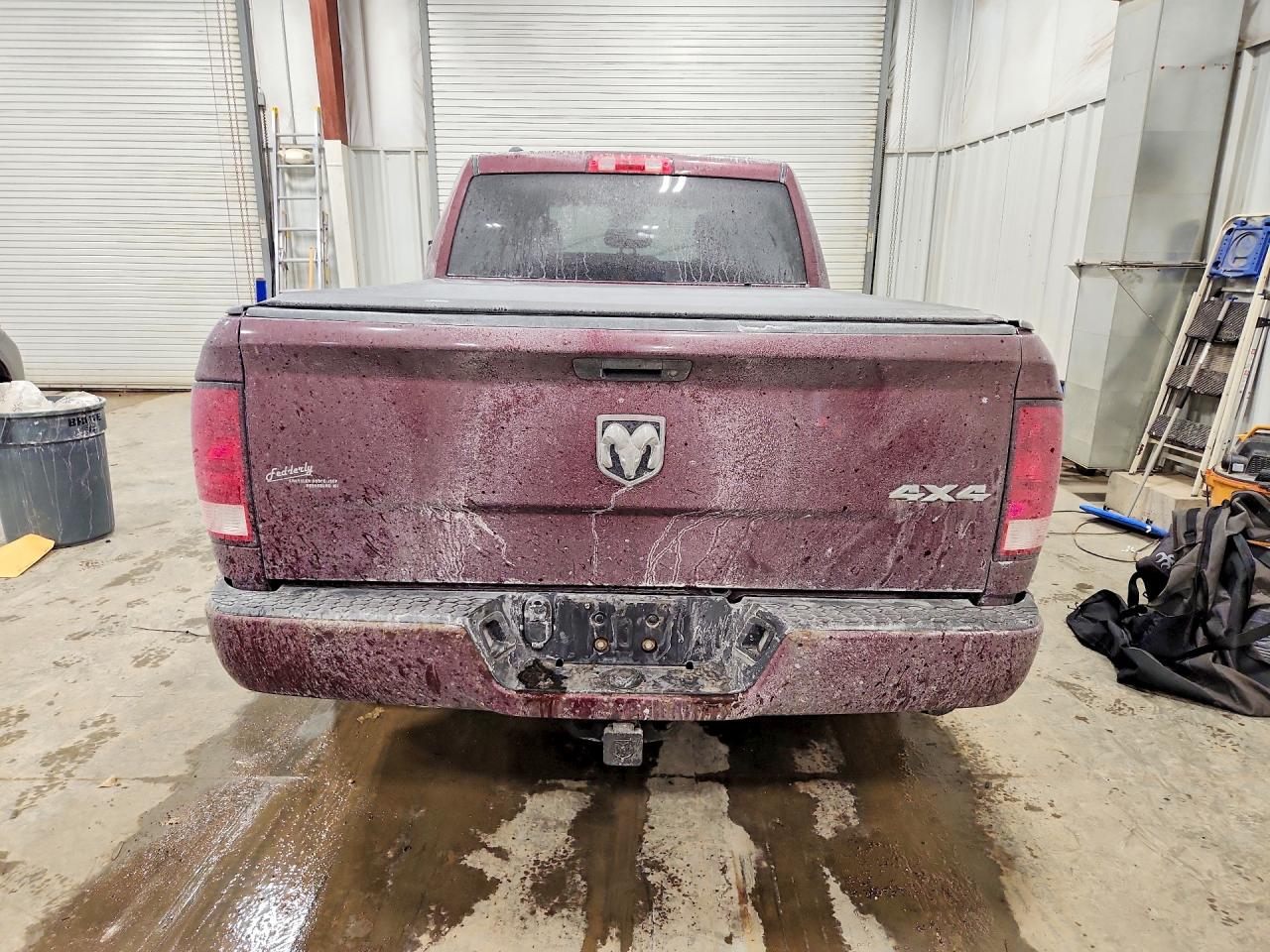 2016 RAM 1500 ST photo 6