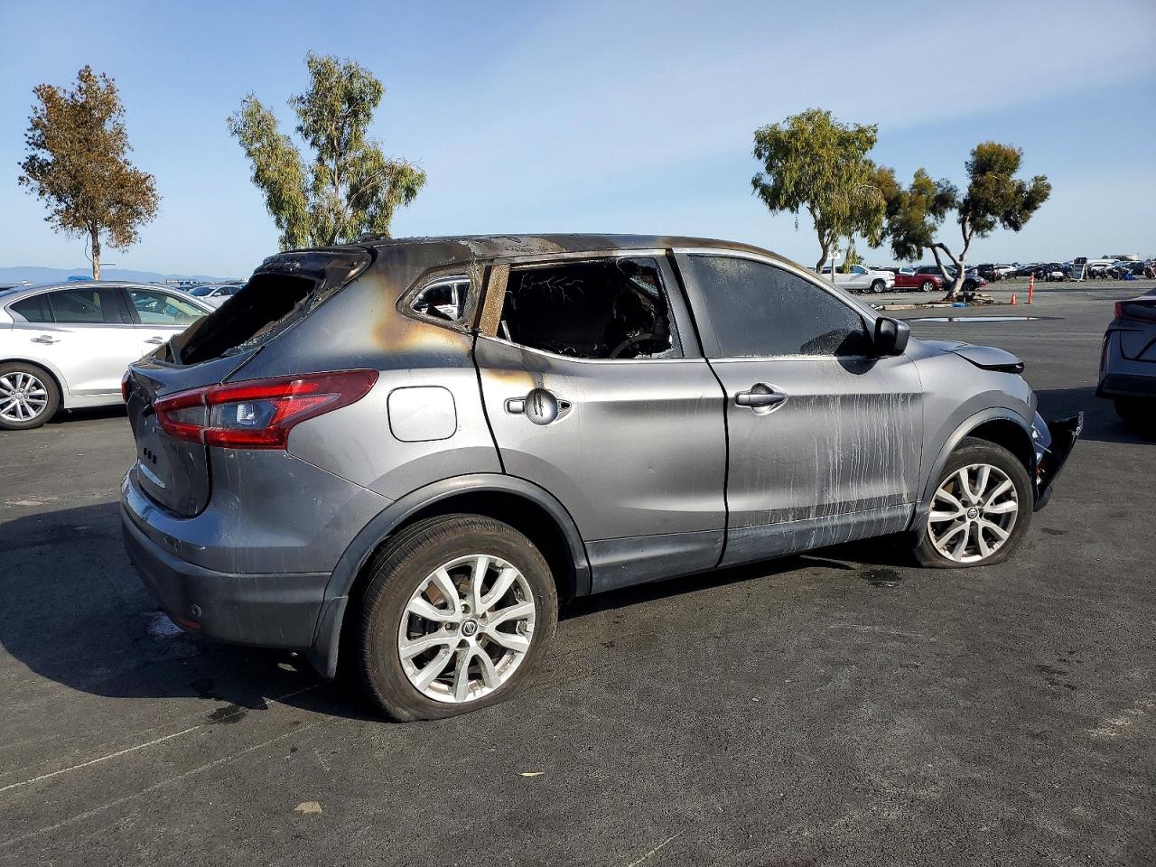 2020 NISSAN ROGUE SPORT S photo 5