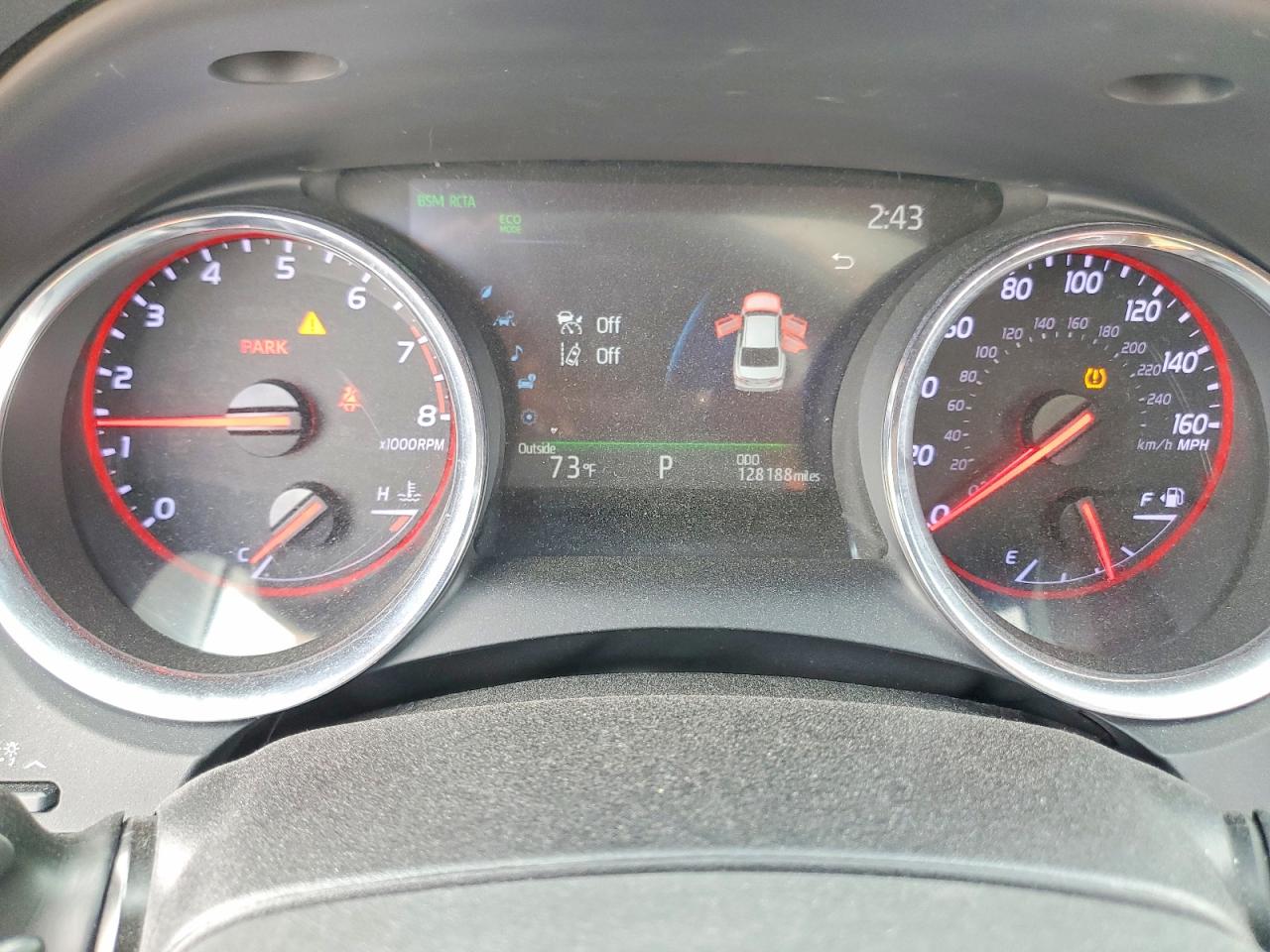 2019 TOYOTA CAMRY XSE photo 9
