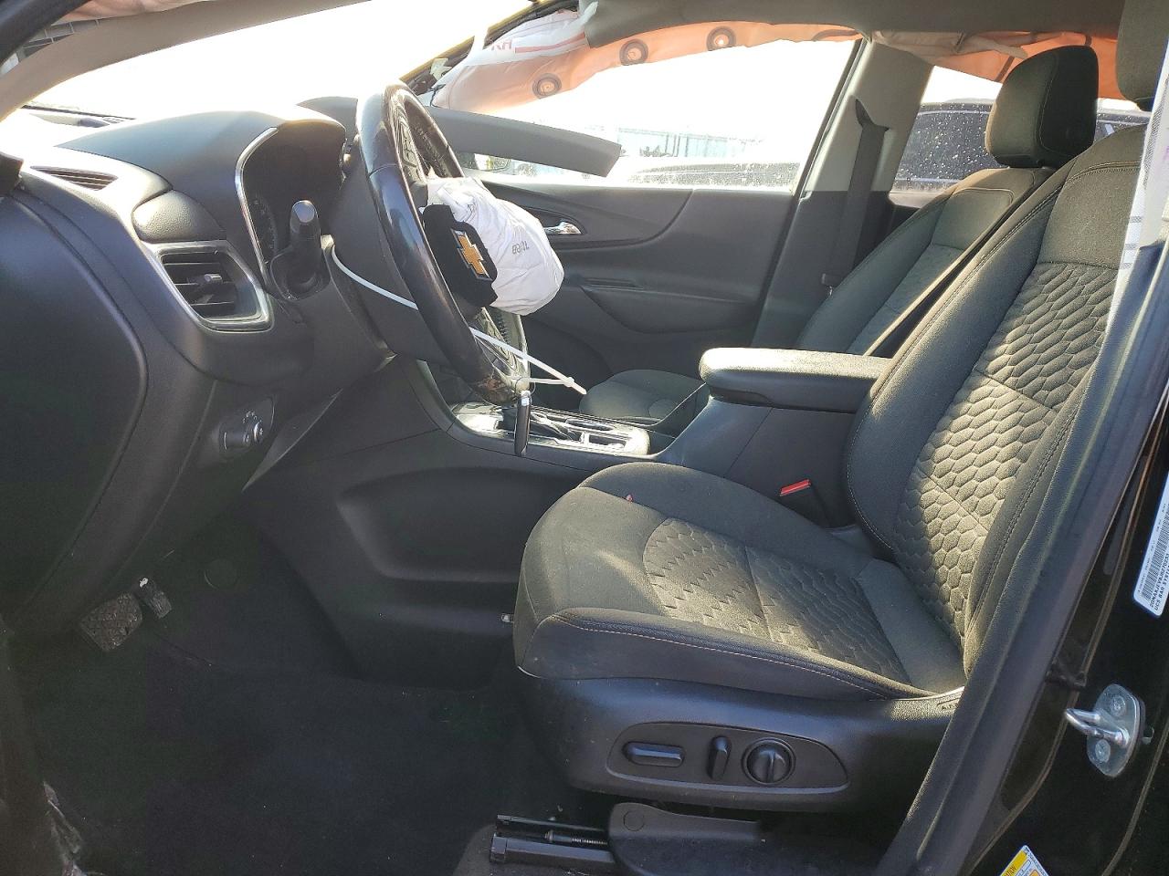 2018 CHEVROLET EQUINOX LT photo 19