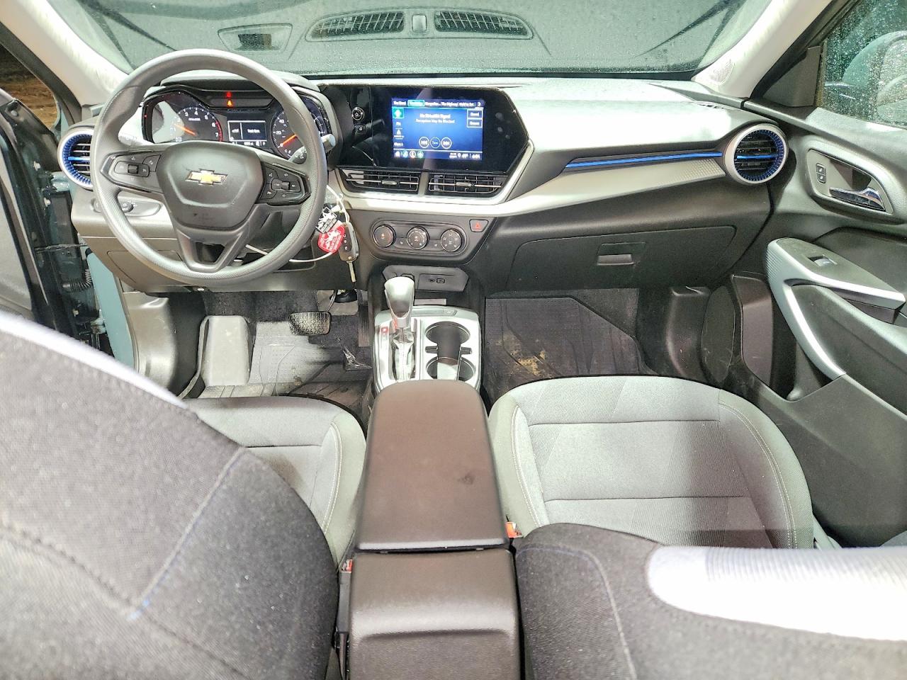 2025 CHEVROLET TRAX LS photo 15