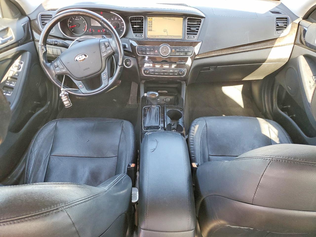 2015 KIA CADENZA PREMIUM photo 8