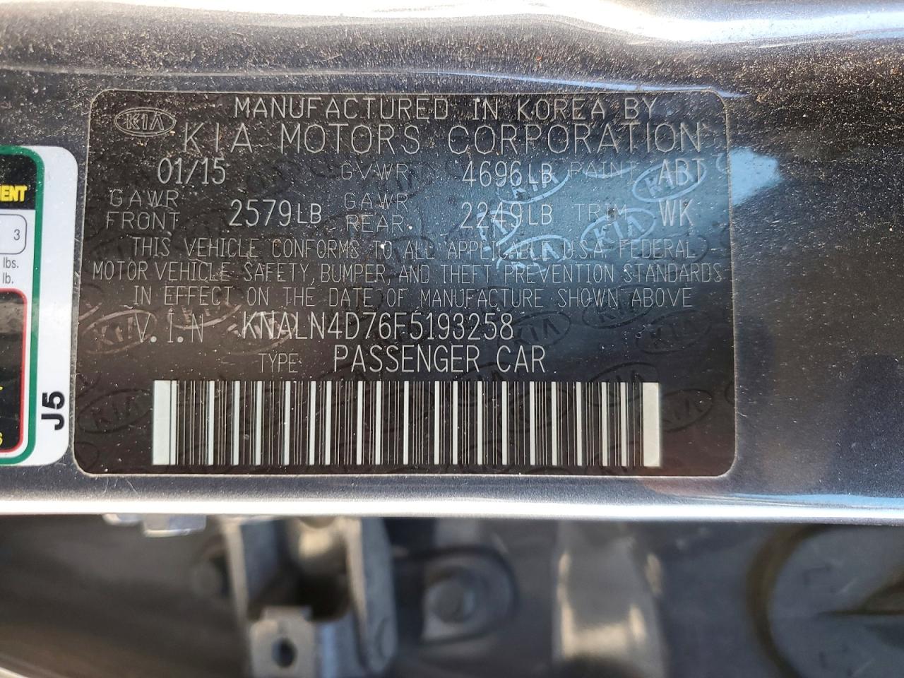 2015 KIA CADENZA PREMIUM photo 12