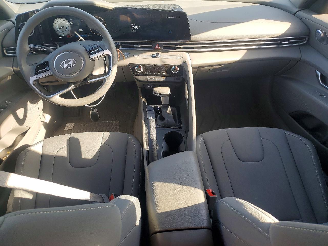2024 HYUNDAI ELANTRA SEL photo 8