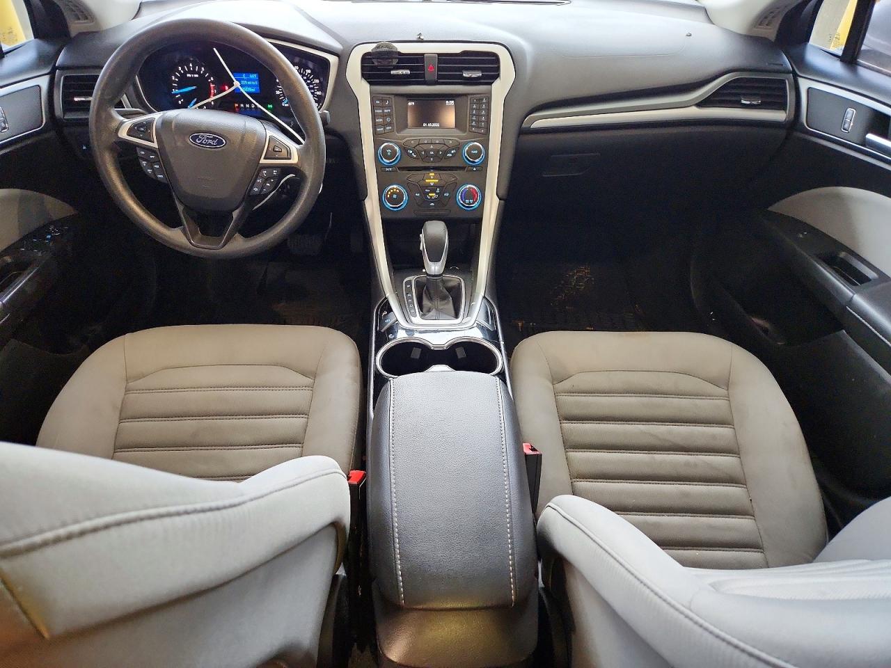 2015 FORD FUSION S photo 15