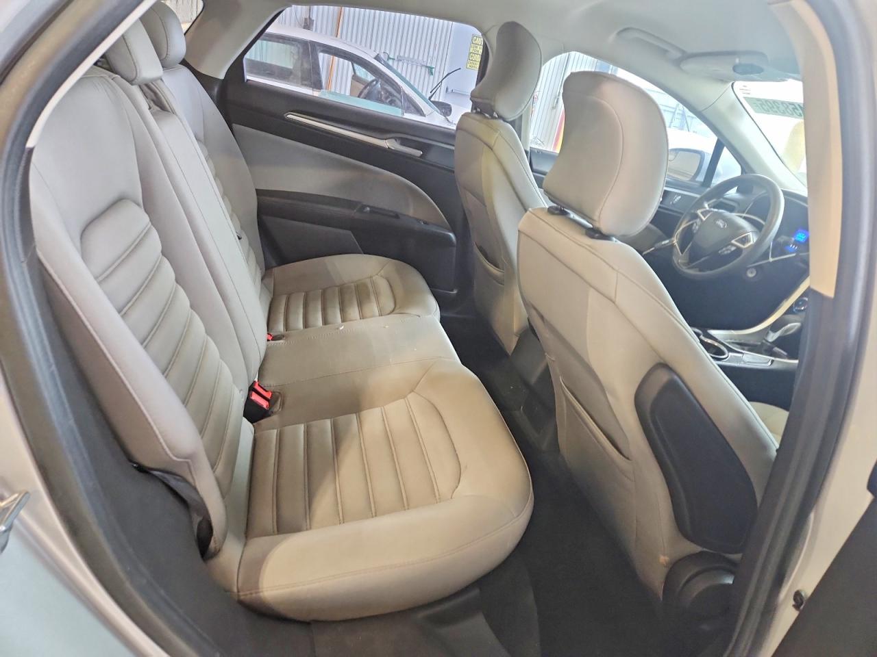 2015 FORD FUSION S photo 19