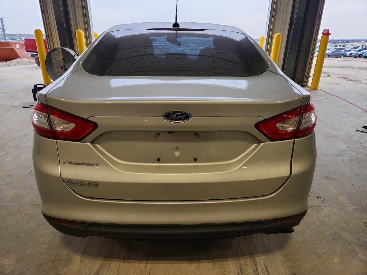 2015 FORD FUSION S photo 11