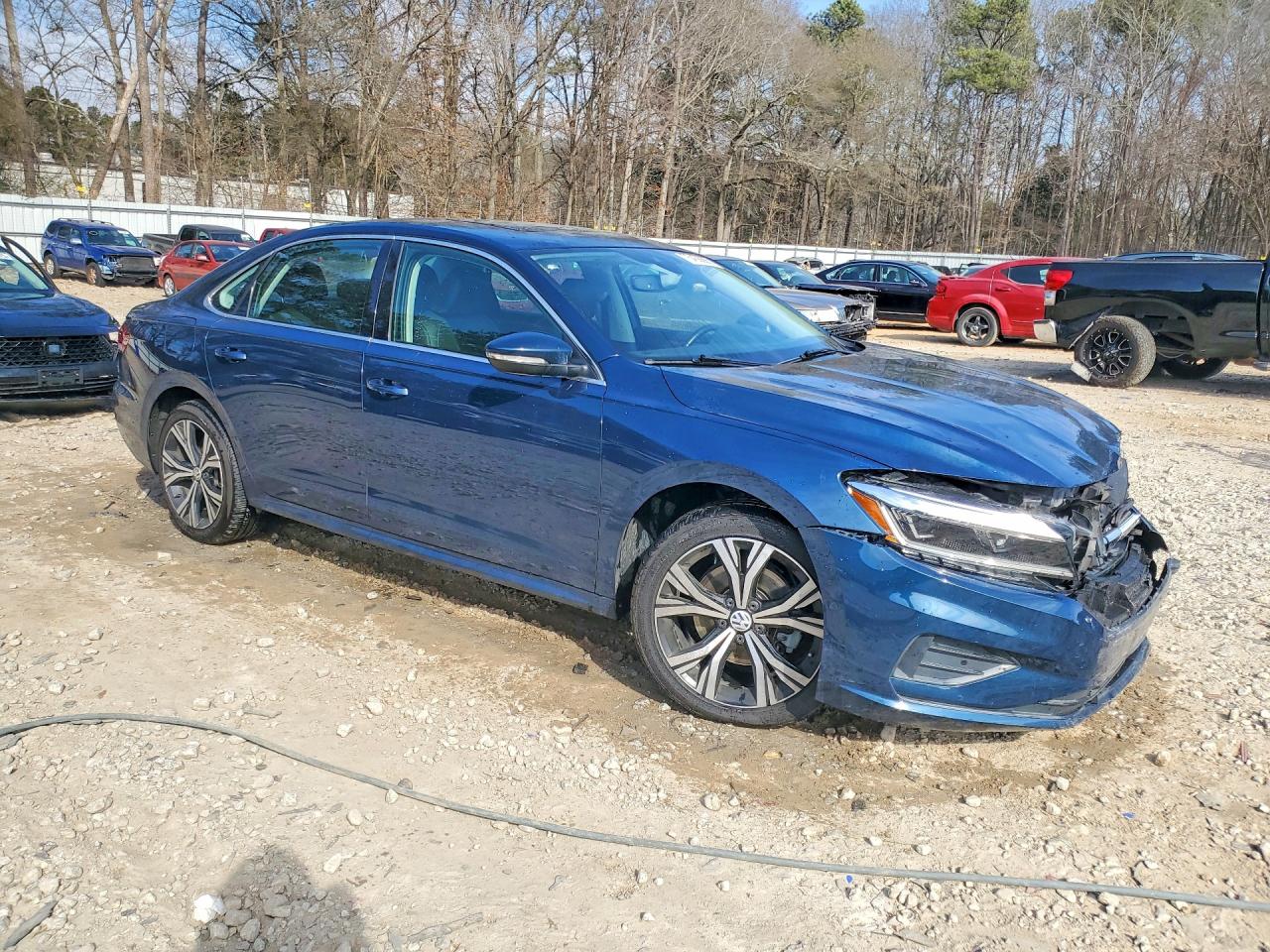2020 VOLKSWAGEN PASSAT SEL photo 7