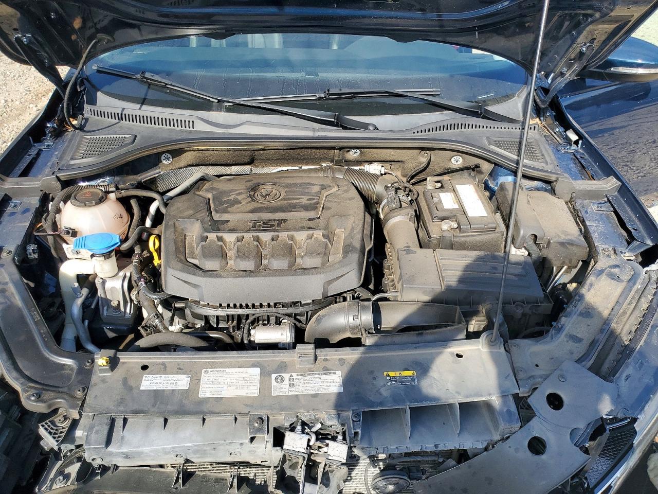 2020 VOLKSWAGEN PASSAT SEL photo 21
