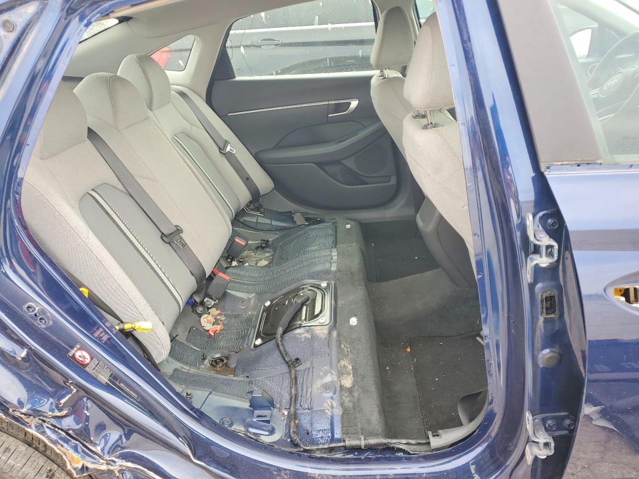 2020 HYUNDAI SONATA SE photo 28