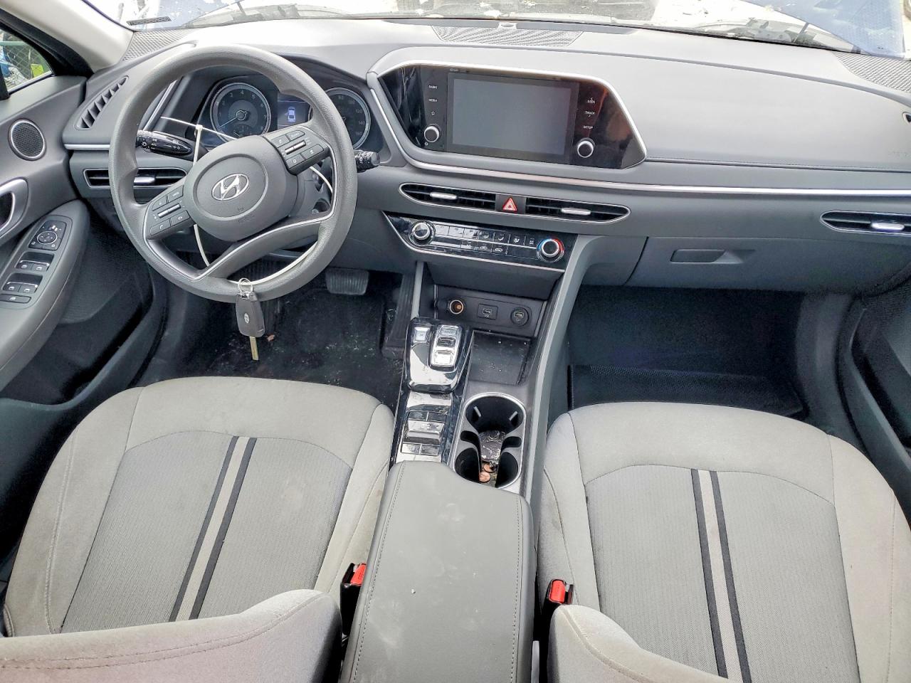 2020 HYUNDAI SONATA SE photo 22