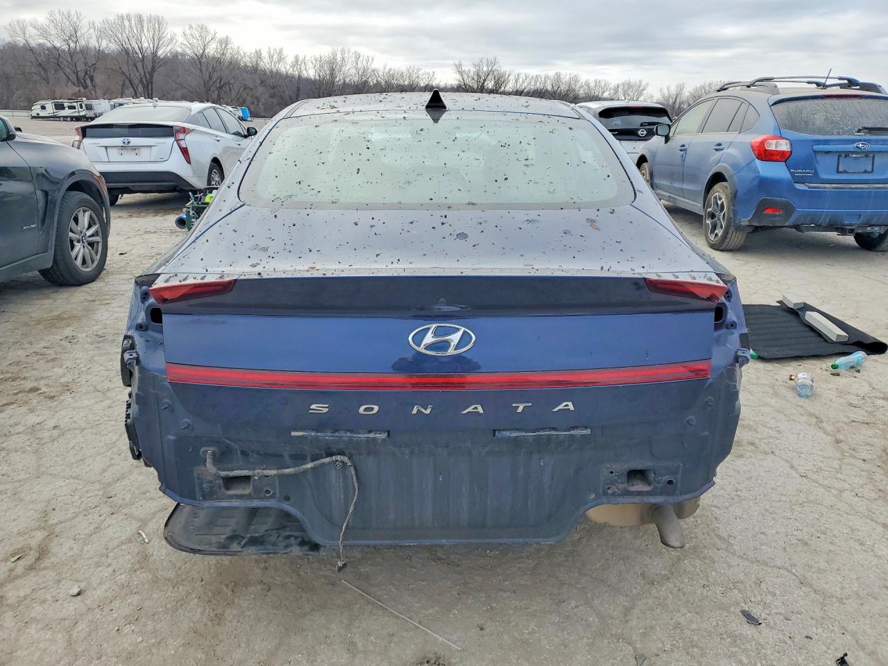 2020 HYUNDAI SONATA SE photo 16