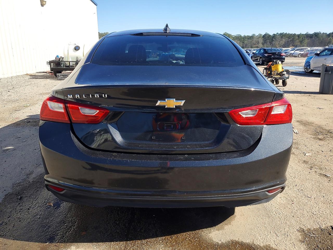 2017 CHEVROLET MALIBU LS photo 6