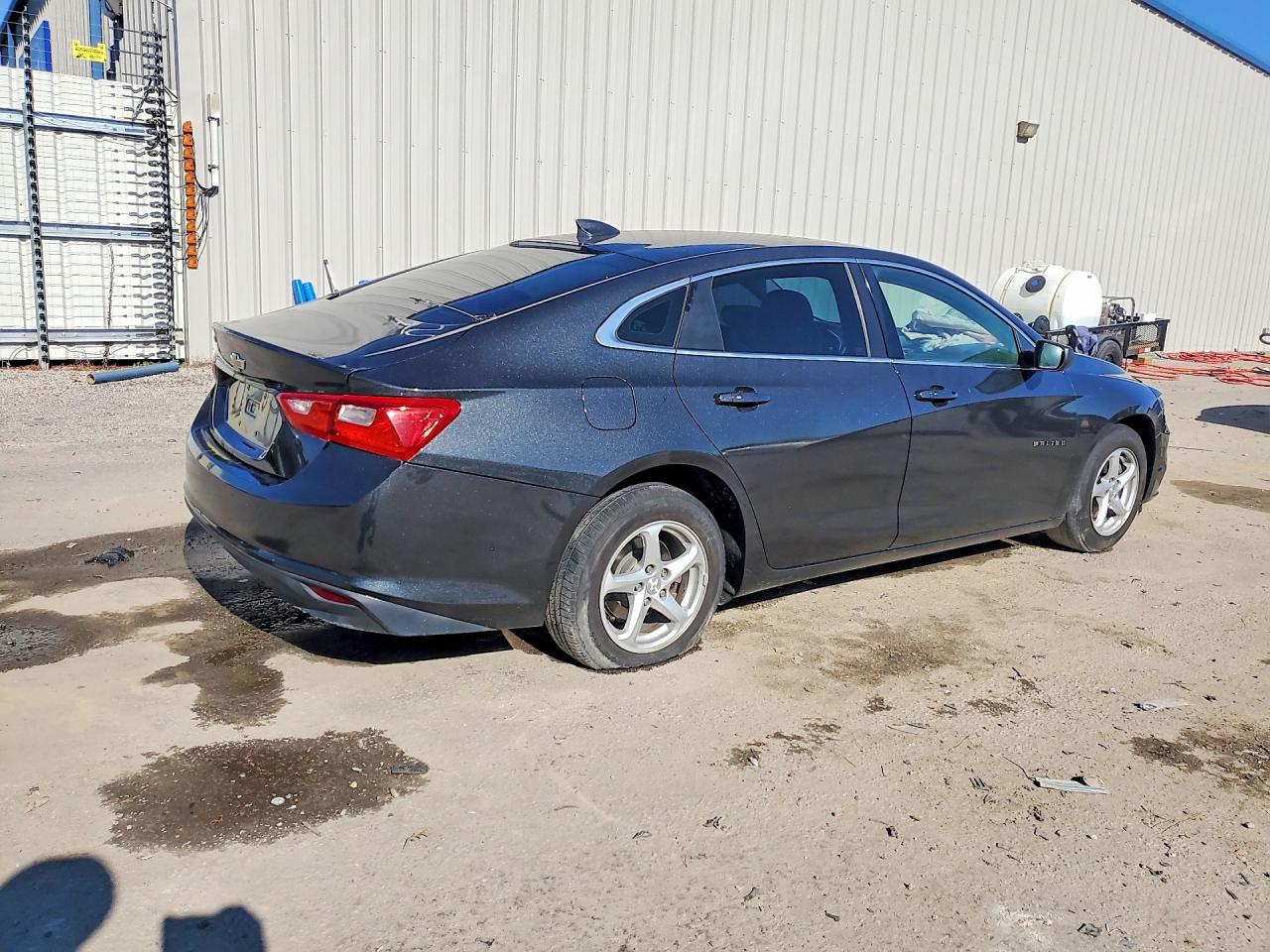 2017 CHEVROLET MALIBU LS photo 3