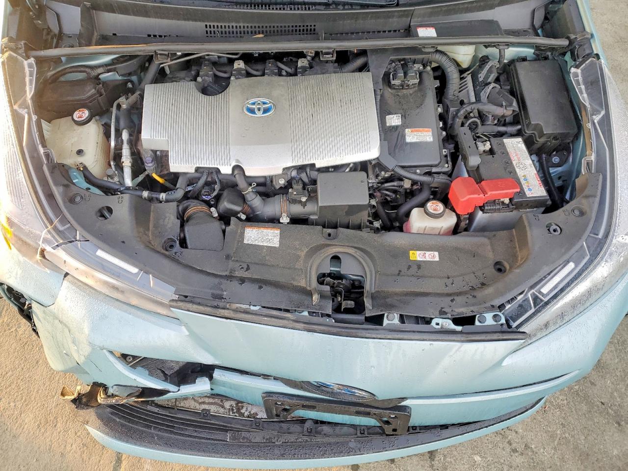 2019 TOYOTA PRIUS photo 11