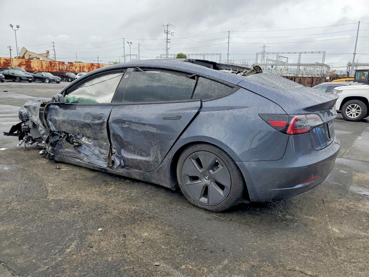 2023 TESLA MODEL 3 photo 2