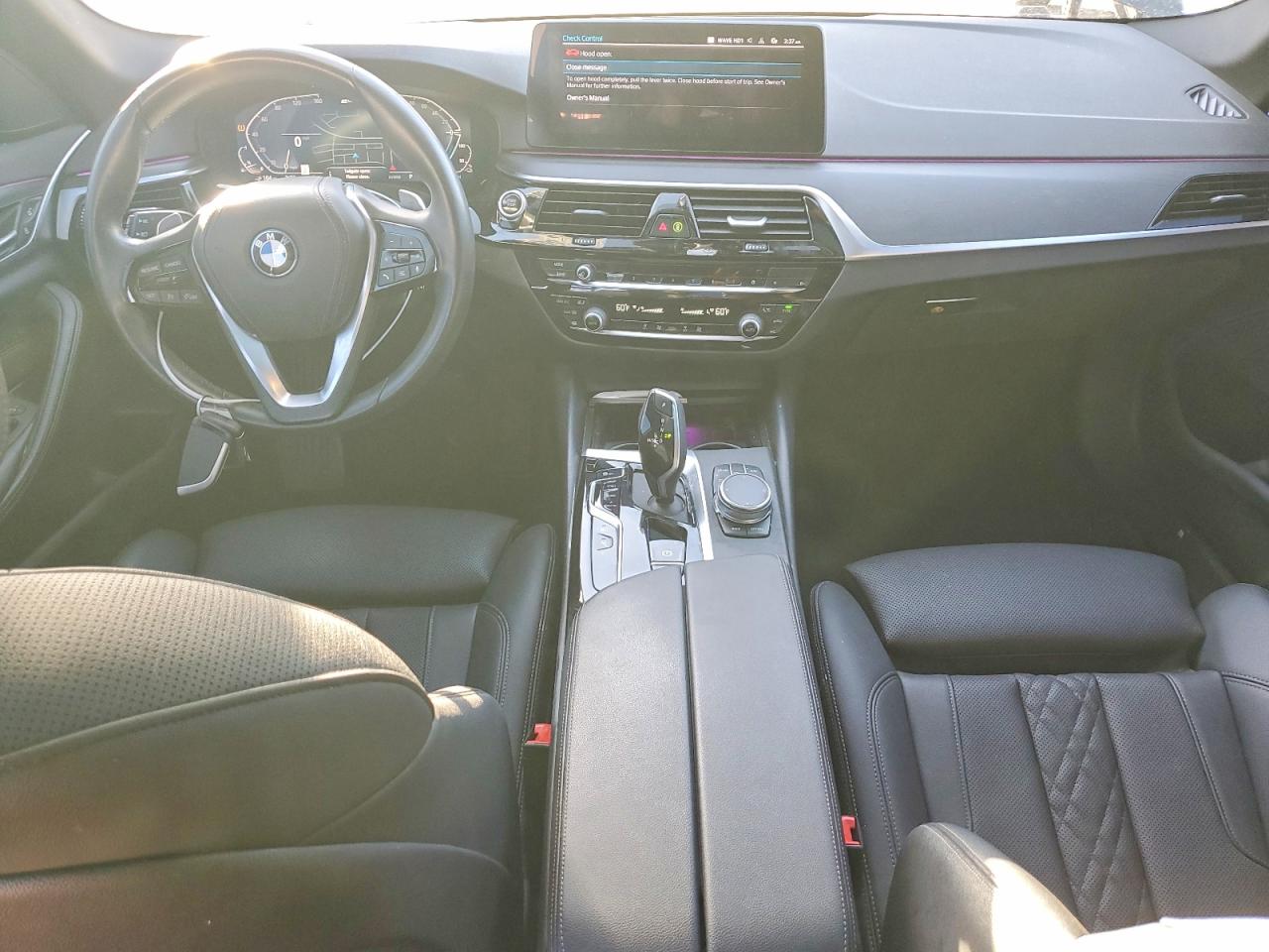2023 BMW 530E photo 15