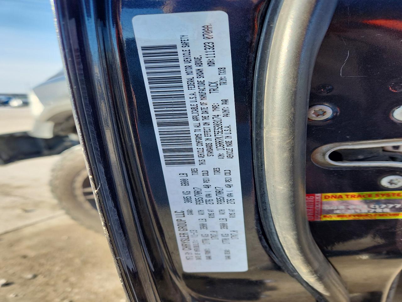 2014 RAM 1500 ST photo 25