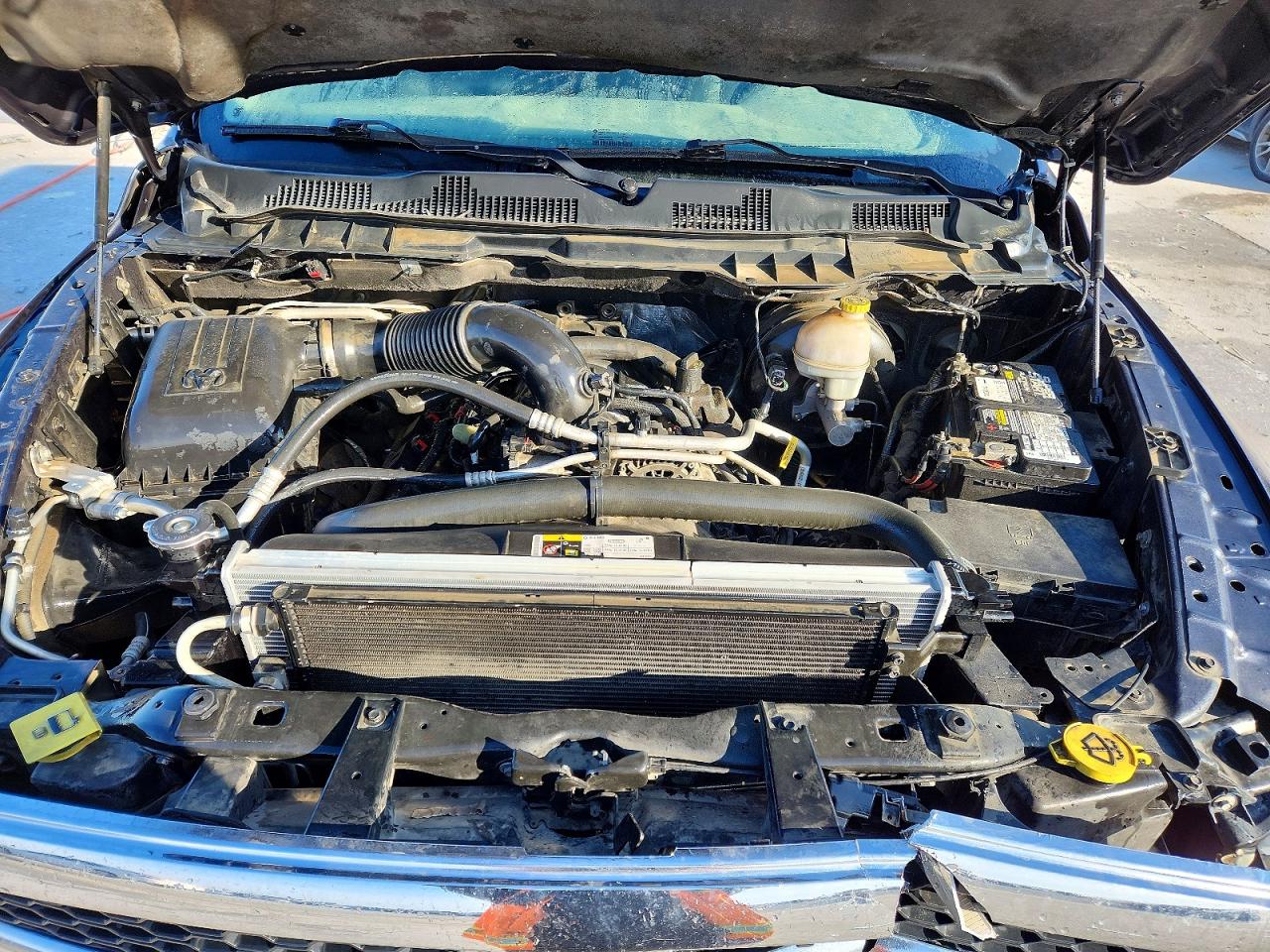 2014 RAM 1500 ST photo 21