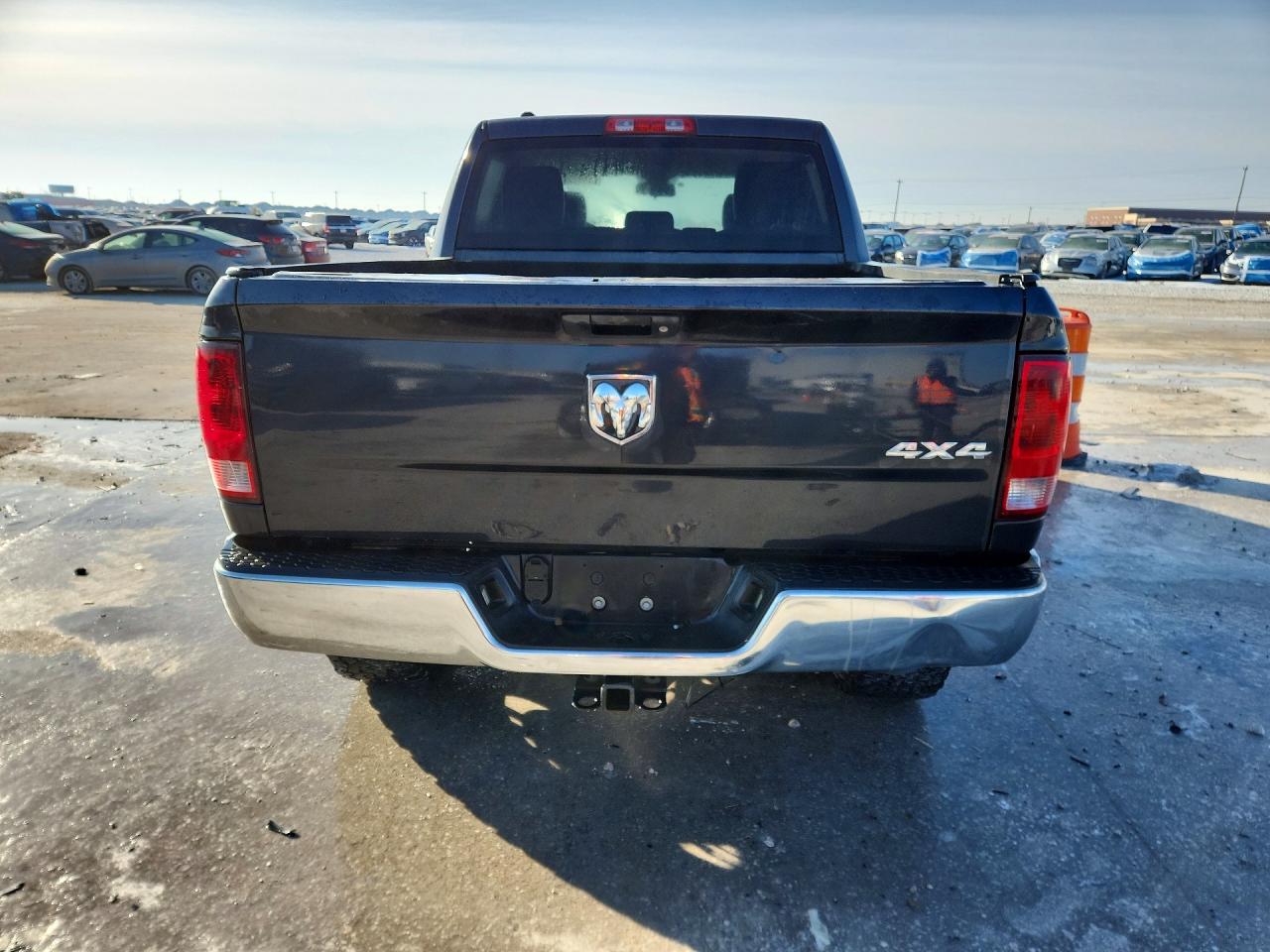 2014 RAM 1500 ST photo 11