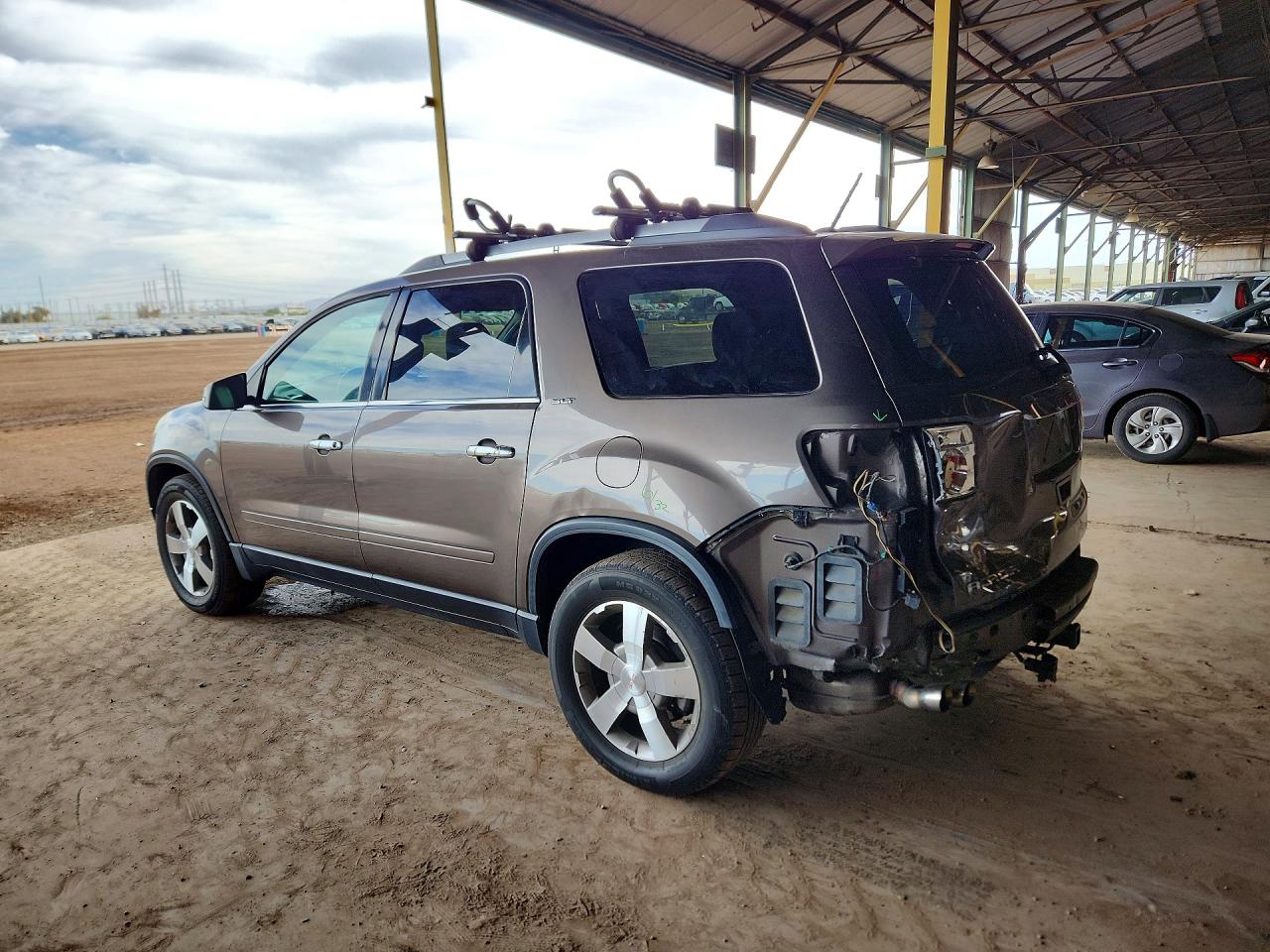 2011 GMC ACADIA SLT-1 photo 2