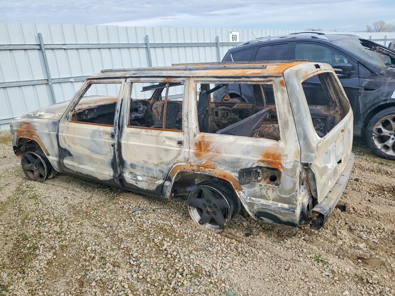 1998 JEEP CHEROKEE SPORT photo 2