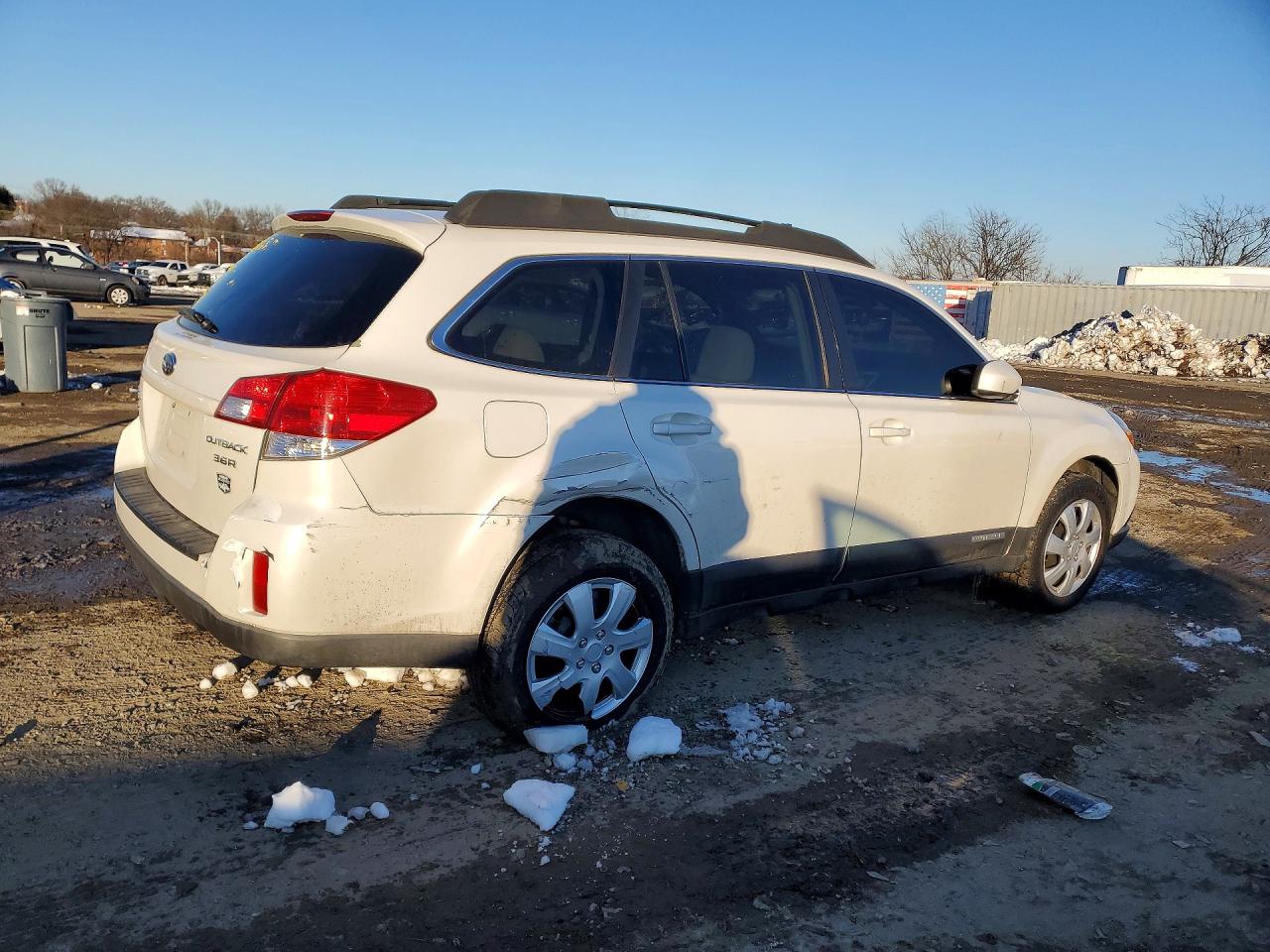 2011 SUBARU OUTBACK 3.6R PREMIUM photo 7