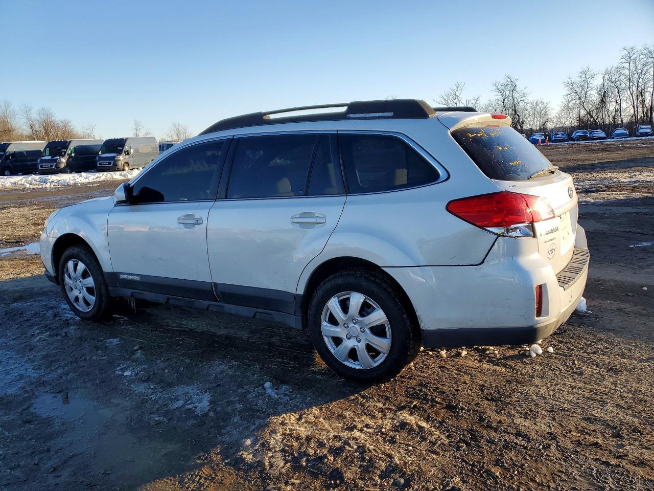 2011 SUBARU OUTBACK 3.6R PREMIUM photo 4
