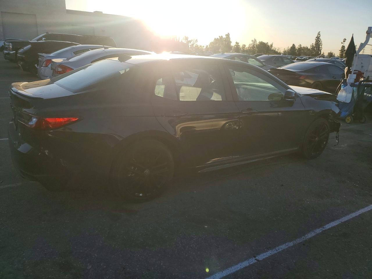 2025 TOYOTA CAMRY photo 3