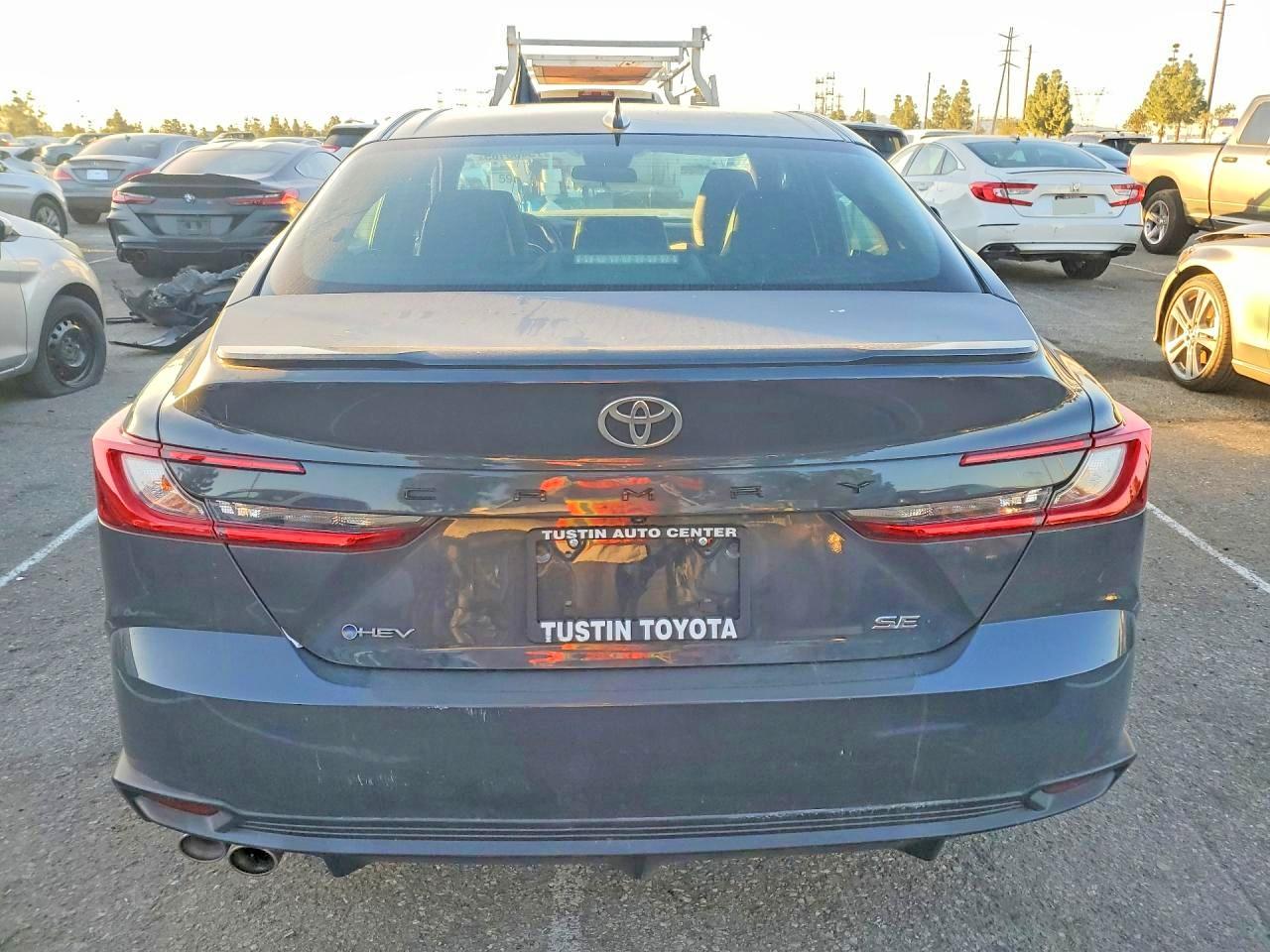 2025 TOYOTA CAMRY photo 6