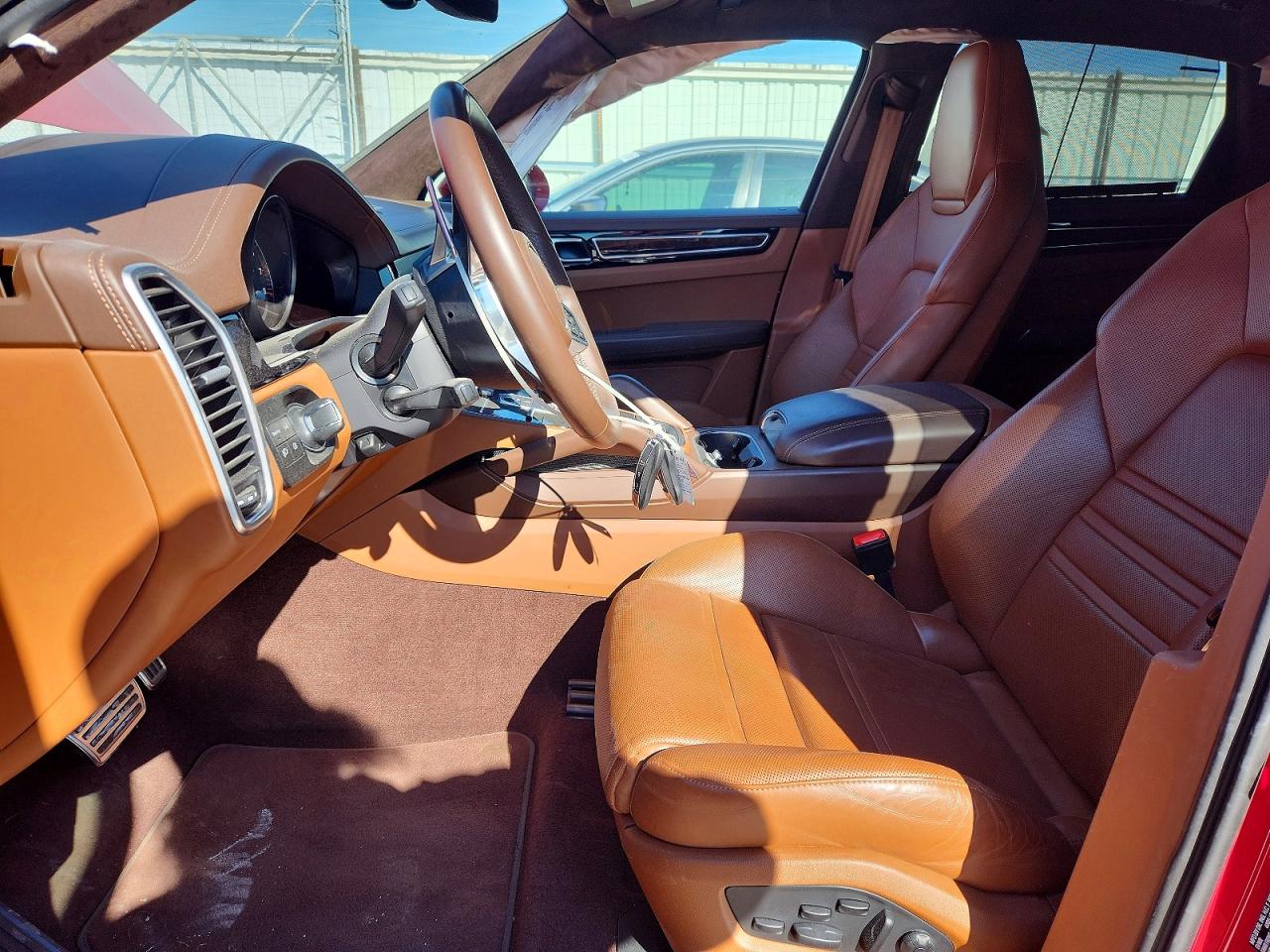 2023 PORSCHE CAYENNE GTS photo 19
