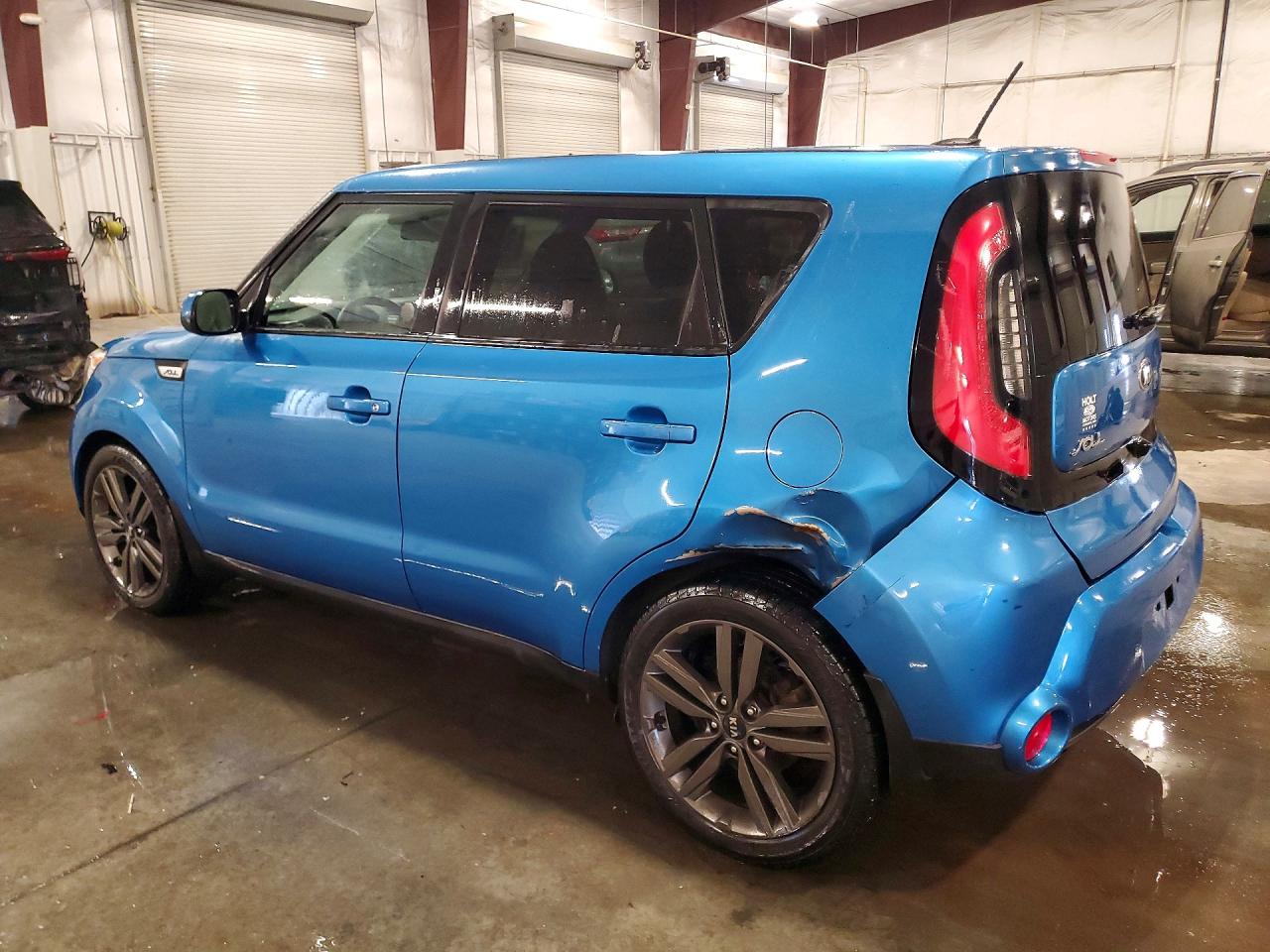 2015 KIA SOUL + photo 2