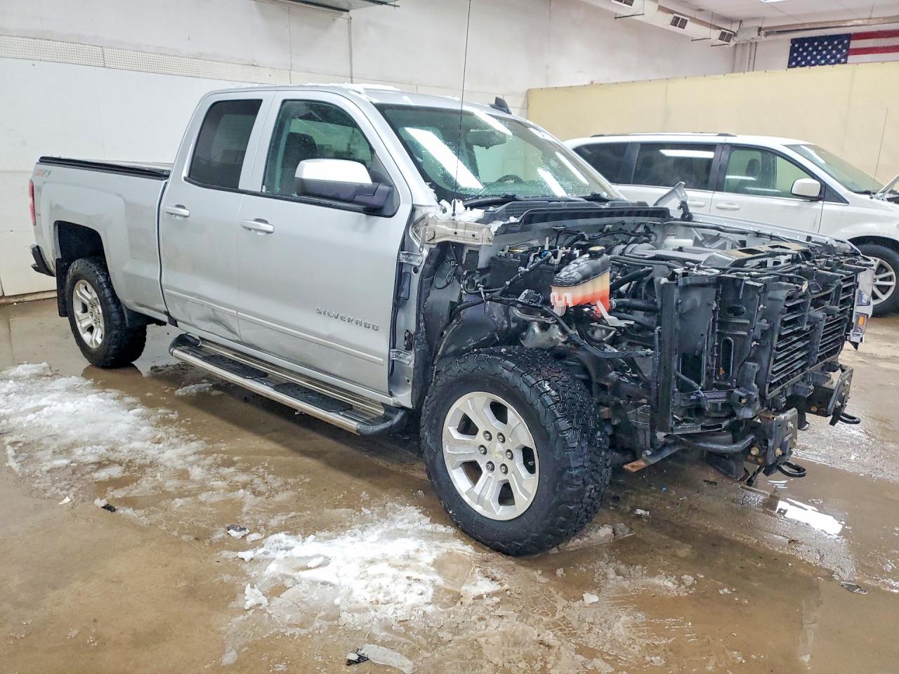 2017 CHEVROLET SILVERADO K1500 LT photo 10