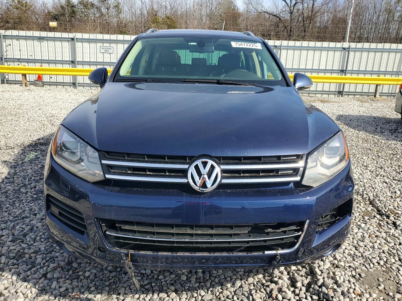 2014 VOLKSWAGEN TOUAREG V6 TDI photo 9