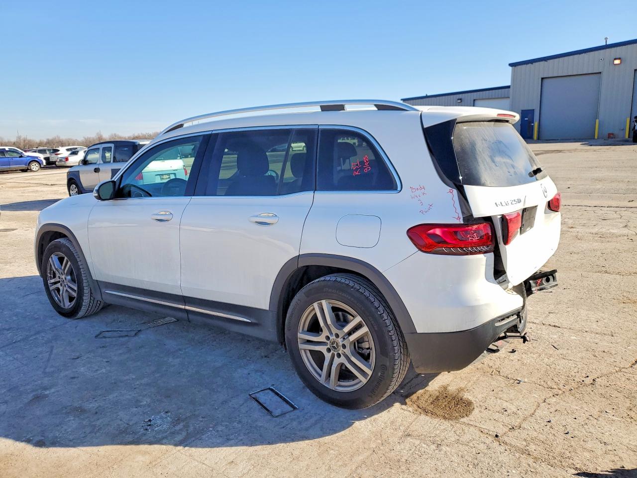 2020 MERCEDES-BENZ GLB 250 4MATIC photo 3