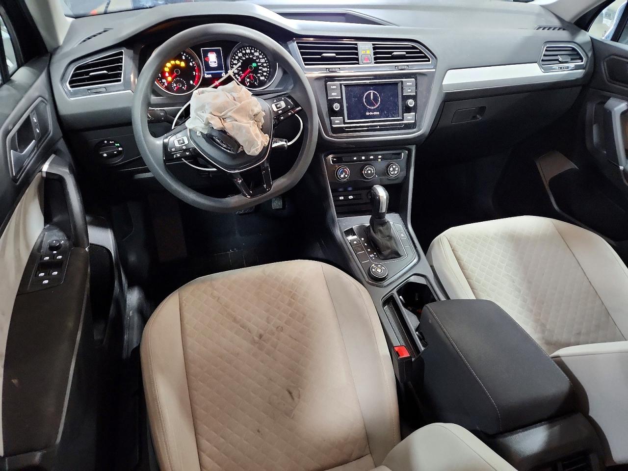 2020 VOLKSWAGEN TIGUAN S photo 22