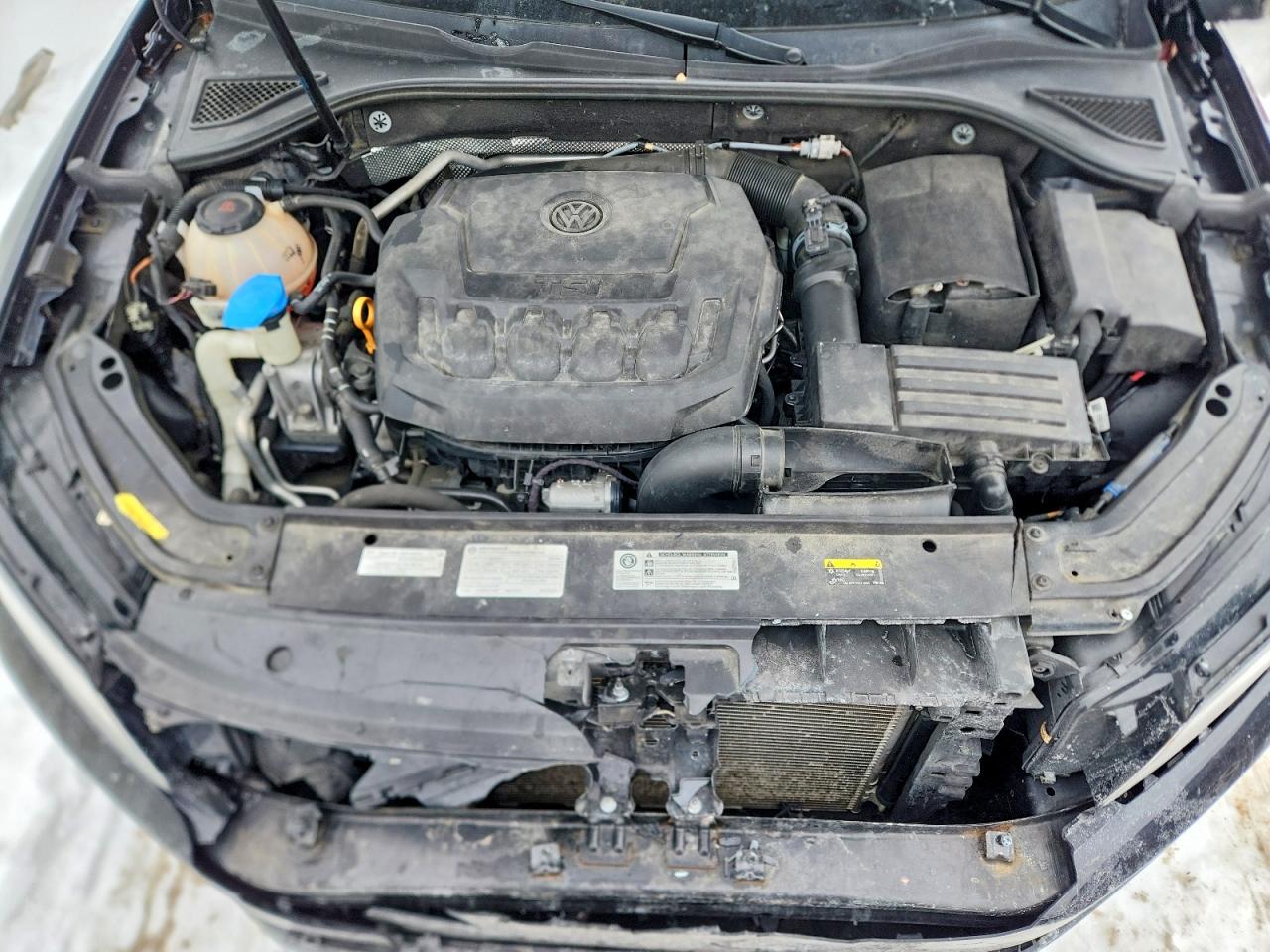 2018 VOLKSWAGEN PASSAT S photo 11