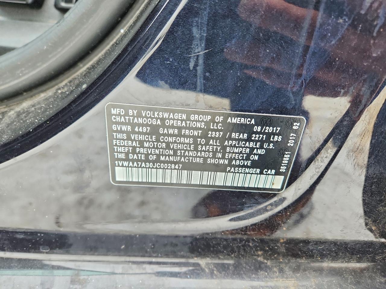 2018 VOLKSWAGEN PASSAT S photo 12