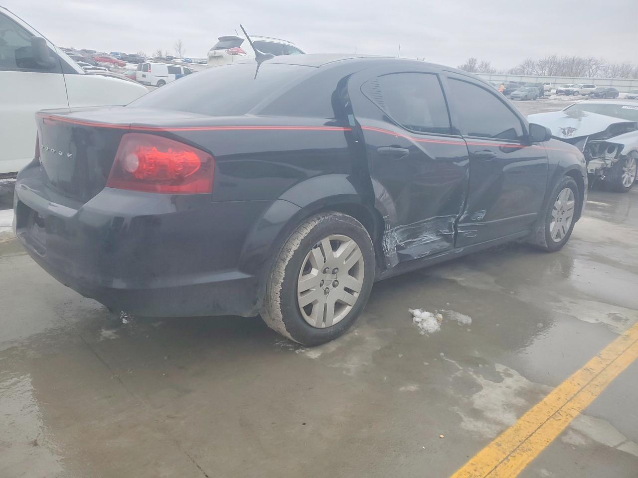 2012 DODGE AVENGER SE photo 3