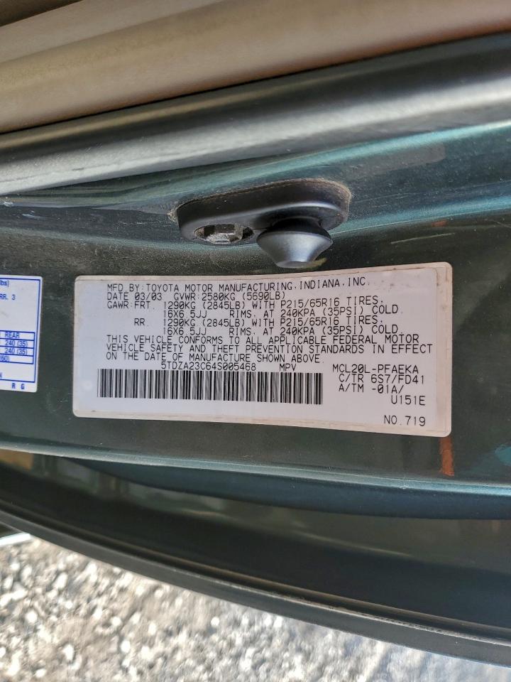 2004 TOYOTA SIENNA CE photo 25