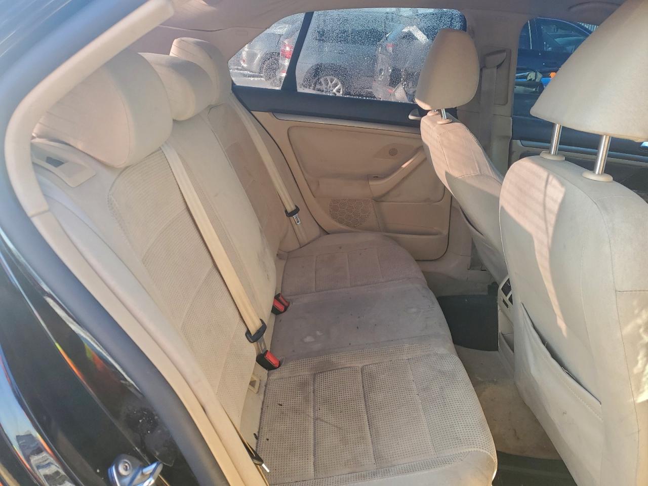 2009 VOLKSWAGEN JETTA S photo 19
