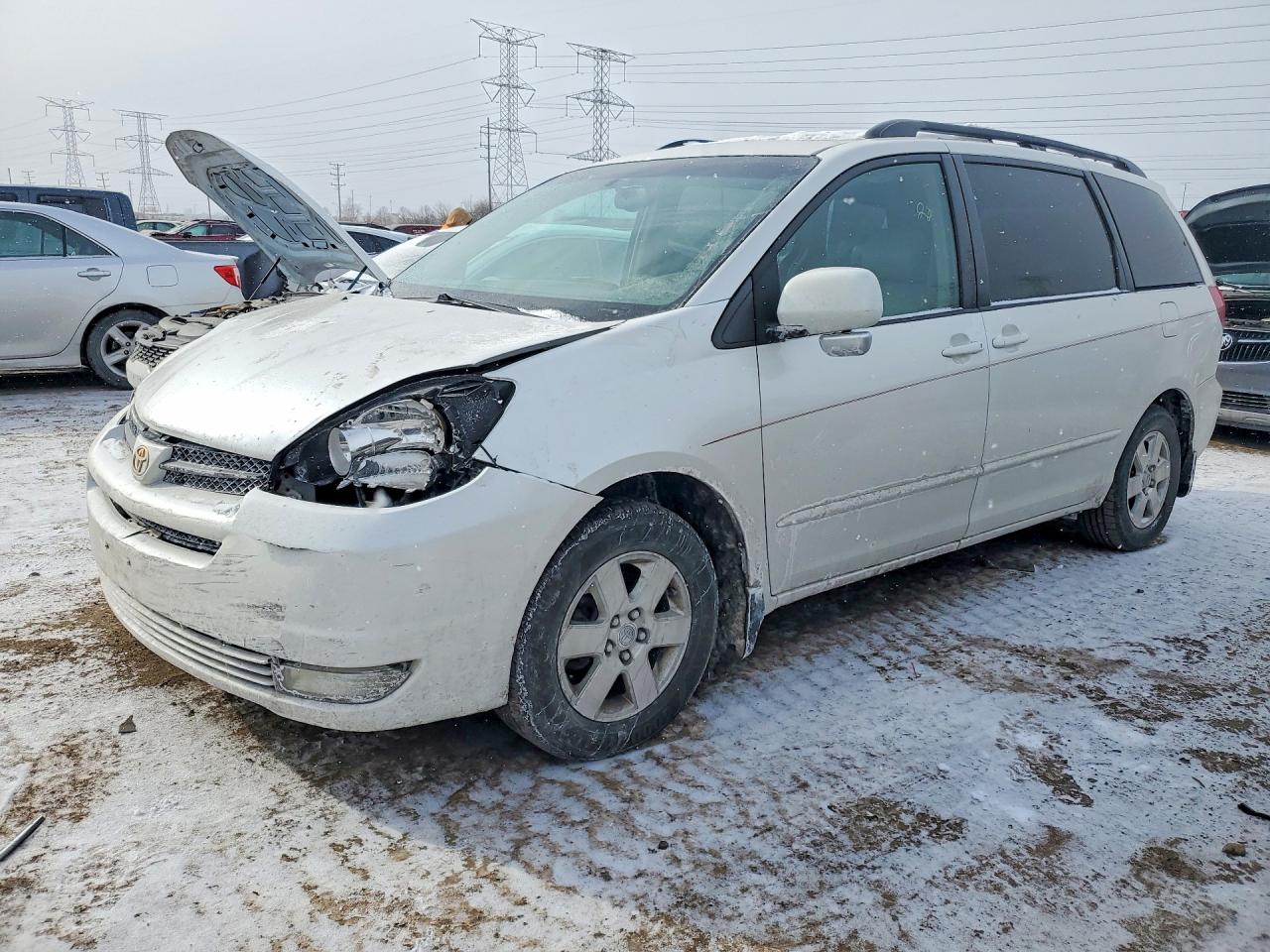 2004 TOYOTA SIENNA