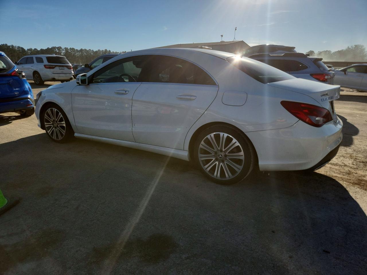 2018 MERCEDES-BENZ CLA 250 photo 4