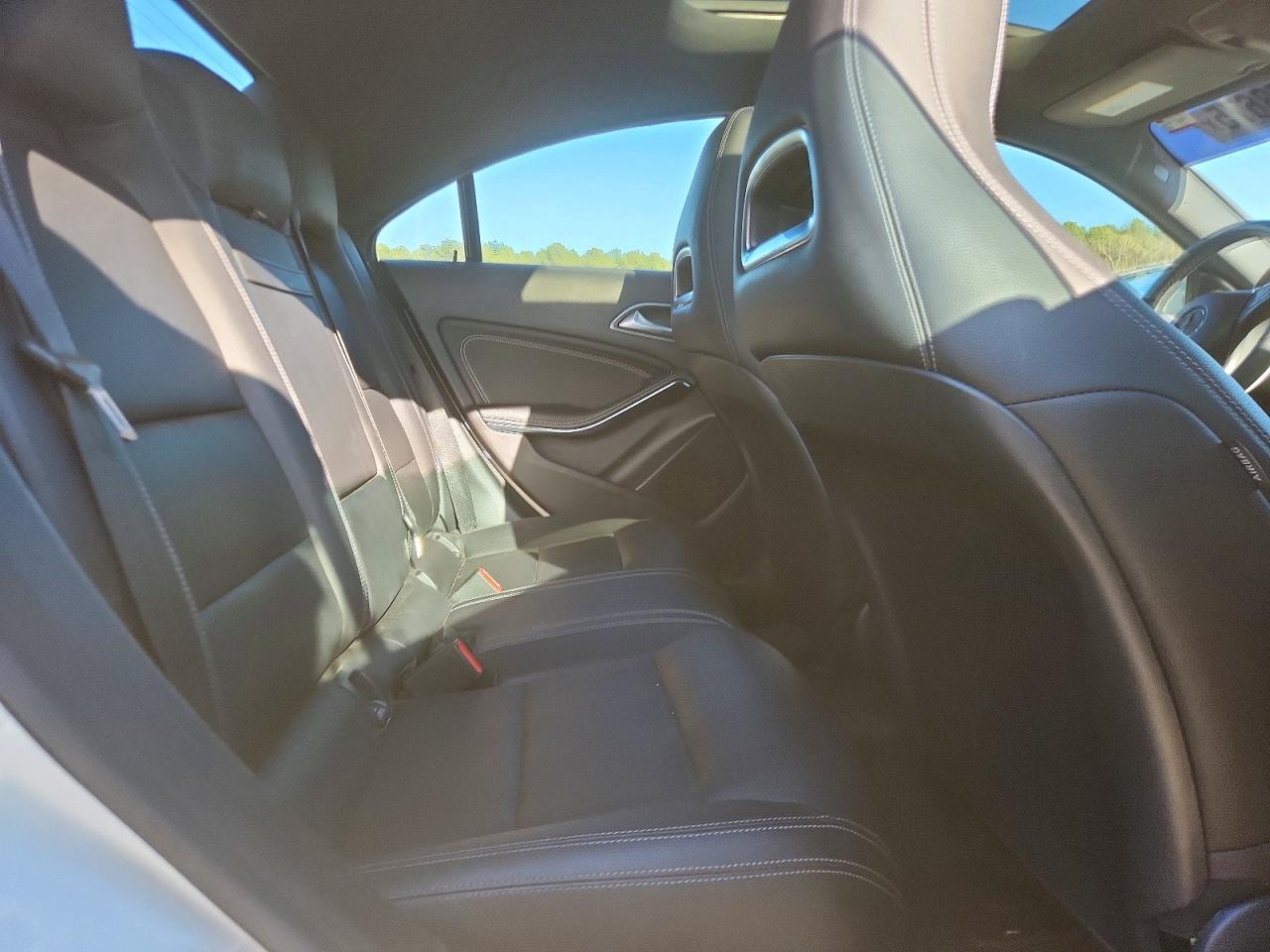 2018 MERCEDES-BENZ CLA 250 photo 28