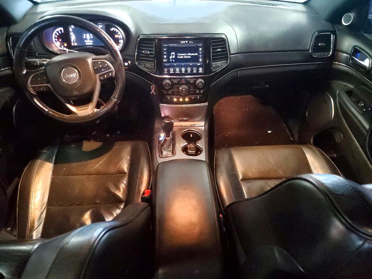 2020 JEEP GRAND CHEROKEE OVERLAND photo 8