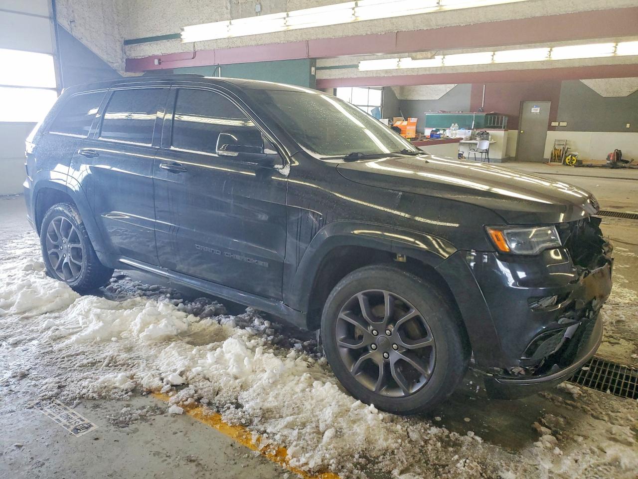 2020 JEEP GRAND CHEROKEE OVERLAND photo 4