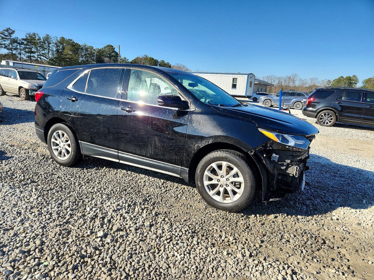 2018 CHEVROLET EQUINOX LT photo 4