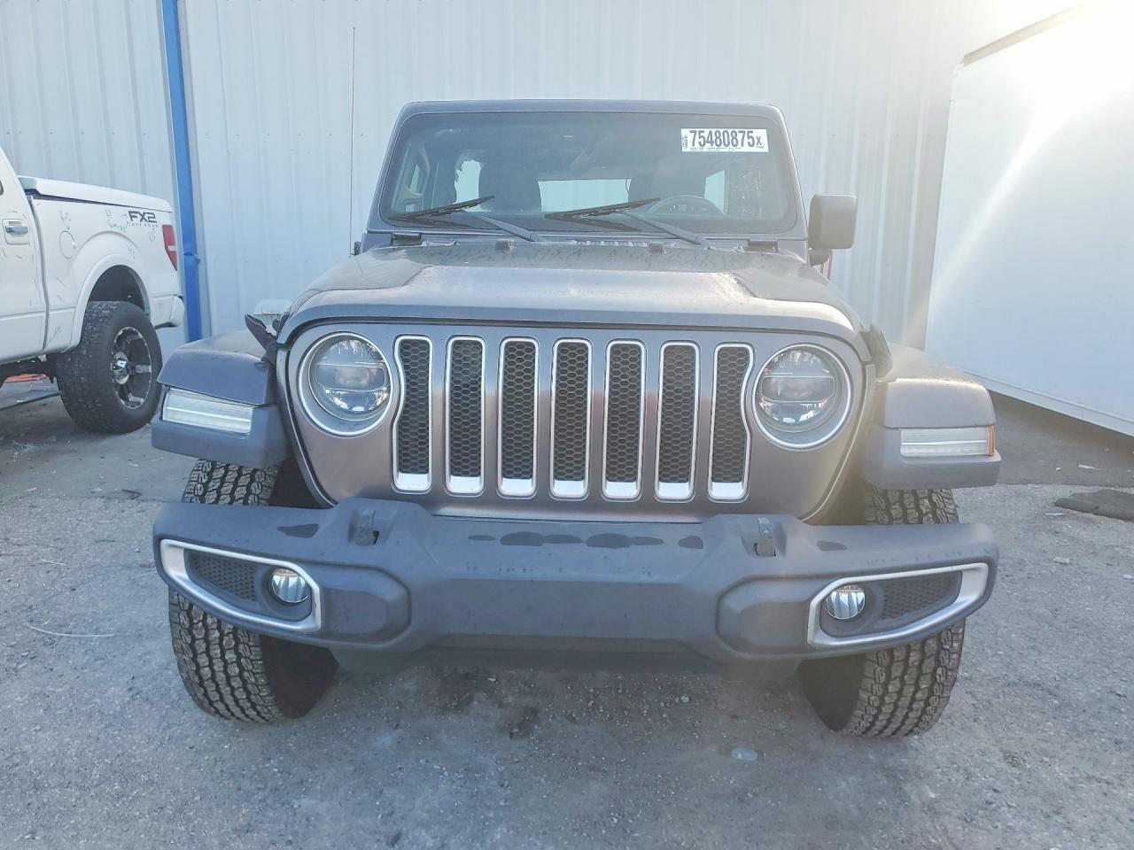 2018 JEEP WRANGLER UNLIMITED SAHARA photo 17